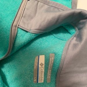 Women’s Columbia fleece jacket